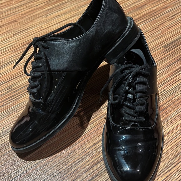 Calvin Klein oxfords - Picture 2 of 6